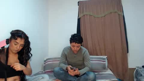 kammy   y   camila online show from May 11, 2026, 4:04 pm