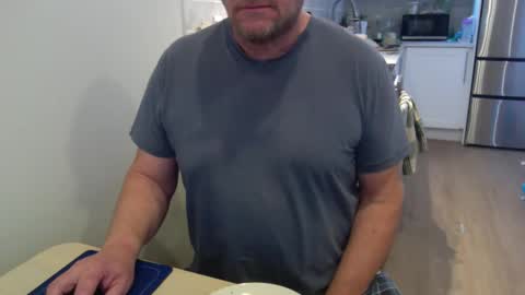 Cam with Me Vixens DM me online show from April 18, 2026, 2:10 pm