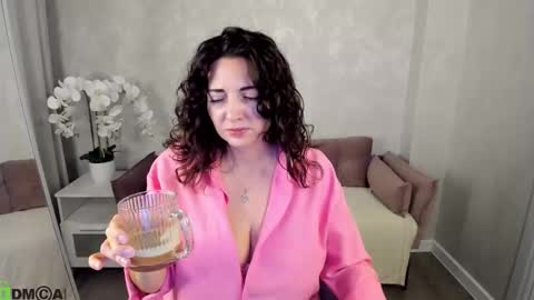 kandy_balls online show from October 12, 2025, 10:09 pm