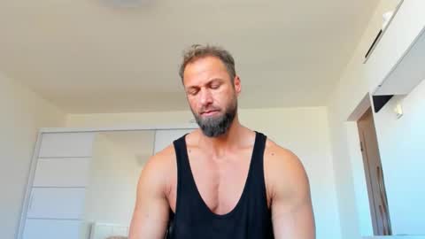 Snapshot of kanegriffin26 chatting on January 18, 2025, 11:00 am Kane OF strongkane online show from January 18, 2025, 11:00 am