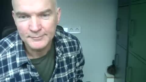 Robbie online show from December 9, 2024, 12:51 pm