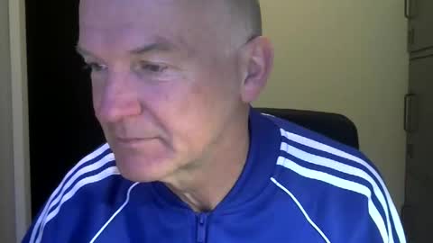 Robbie online show from April 13, 2026, 4:40 am