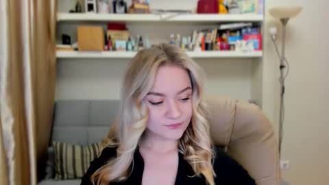 Kara. Off from 15th till 24th of December online show from October 19, 2025, 9:37 pm