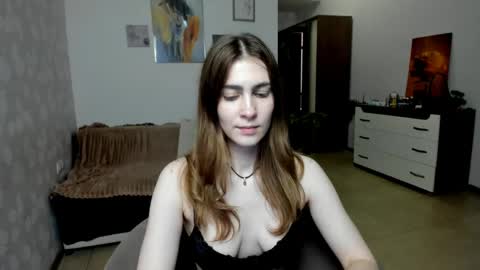 KaraWill online show from May 18, 2026, 4:18 am