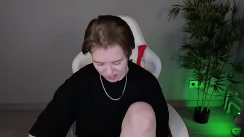 Karen online show from March 2, 2026, 9:27 am