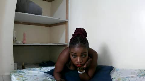 Snapshot of karenato chatting on February 23, 2026, 8:12 am karenato online show from February 23, 2026, 8:12 am