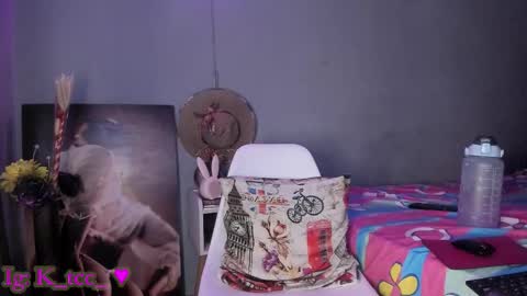 Karen online show from February 14, 2025, 8:42 am