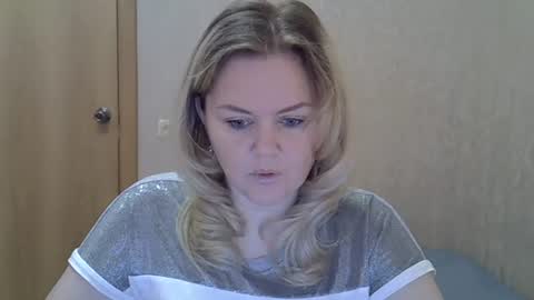 Snapshot of karennelsonx chatting on June 13, 2026, 12:36 pm karennelsonx online show from June 13, 2026, 12:36 pm