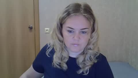 Snapshot of karennelsonx chatting on June 26, 2026, 9:57 am karennelsonx online show from June 26, 2026, 9:57 am