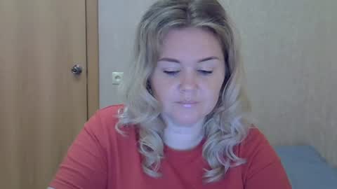 Snapshot of karennelsonx chatting on July 14, 2026, 12:22 pm karennelsonx online show from July 14, 2026, 12:22 pm