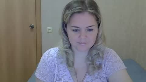 Snapshot of karennelsonx chatting on July 15, 2026, 1:05 pm karennelsonx online show from July 15, 2026, 1:05 pm