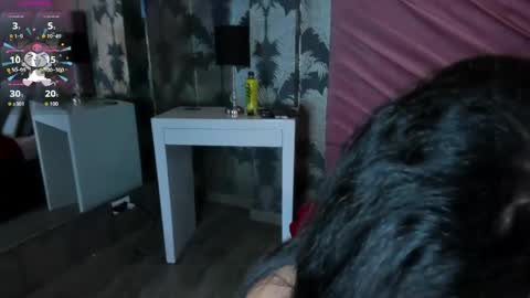 Karina online show from April 11, 2026, 3:22 am