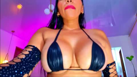 karina4squirt online show from March 31, 2026, 10:10 pm