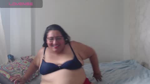 Snapshot of karina_turbay chatting on December 17, 2024, 4:32 pm Karina online show from December 17, 2024, 4:32 pm