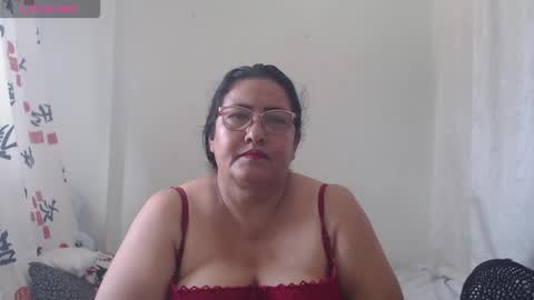 Snapshot of karina_turbay chatting on October 9, 2025, 3:21 pm Karina online show from October 9, 2025, 3:21 pm
