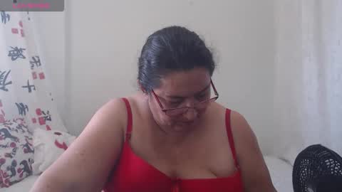 Snapshot of karina_turbay chatting on October 21, 2025, 3:02 pm Karina online show from October 21, 2025, 3:02 pm