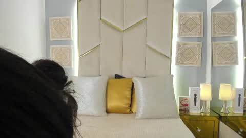 karinaacox online show from July 3, 2026, 12:11 pm