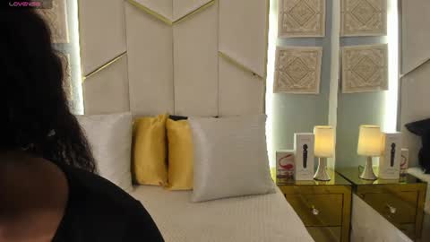 karinaacox online show from July 4, 2026, 12:11 pm