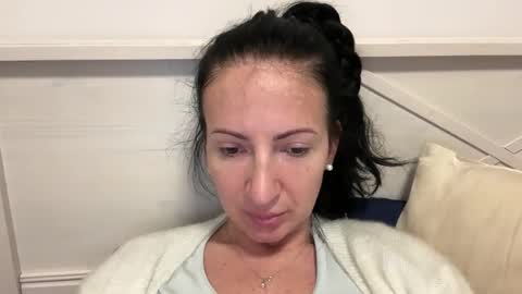 Snapshot of karinablair chatting on April 29, 2026, 9:32 pm Karina online show from April 29, 2026, 9:32 pm