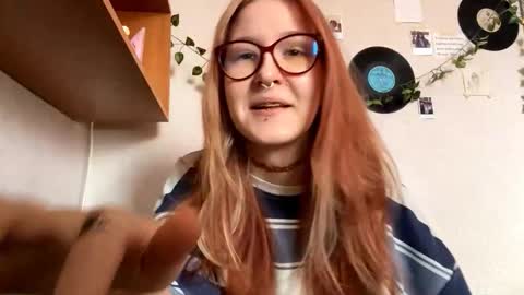 Karina online show from February 16, 2026, 7:37 am