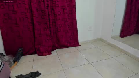 Snapshot of karinasimonz chatting on March 8, 2025, 8:03 pm KarinaSimonz online show from March 8, 2025, 8:03 pm