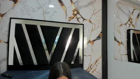 Snapshot of karinasimonz chatting on November 5, 2025, 7:36 pm KarinaSimonz online show from November 5, 2025, 7:36 pm