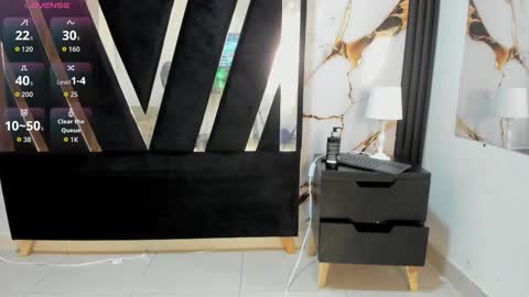 Snapshot of karinasimonz chatting on December 18, 2025, 9:21 pm KarinaSimonz online show from December 18, 2025, 9:21 pm