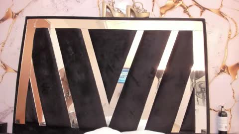 Snapshot of karinasimonz chatting on February 13, 2026, 8:05 pm KarinaSimonz online show from February 13, 2026, 8:05 pm