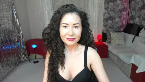 Snapshot of karinasweeety chatting on December 26, 2024, 12:27 pm KarinaSweeety online show from December 26, 2024, 12:27 pm