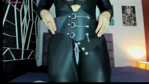 Snapshot of karinna__raven chatting on May 13, 2026, 2:09 am KARINNA RAVEN online show from May 13, 2026, 2:09 am