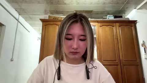 Snapshot of karissagius chatting on June 23, 2026, 9:07 am karissagius online show from June 23, 2026, 9:07 am