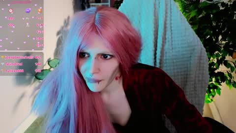 Snapshot of karkadeshk chatting on April 5, 2026, 10:01 am karkadeshk online show from April 5, 2026, 10:01 am