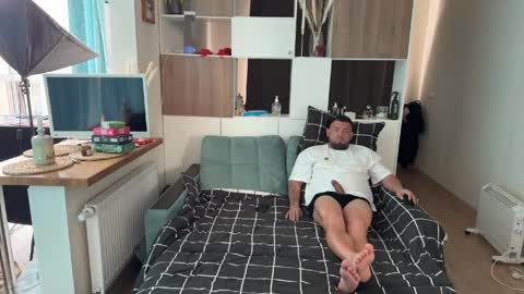 karl_and_klara online show from May 31, 2026, 12:01 pm