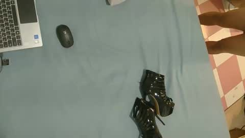 Cremosito online show from April 19, 2026, 8:33 pm