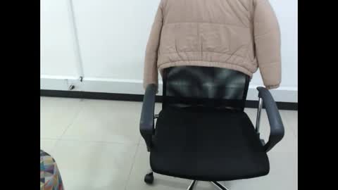 karla_cg online show from February 18, 2025, 10:36 pm