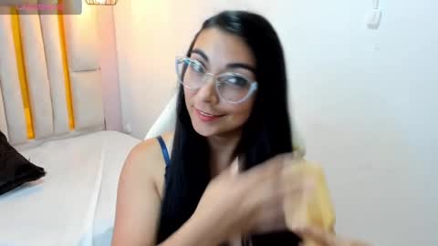 Karla  online show from February 14, 2025, 10:49 am