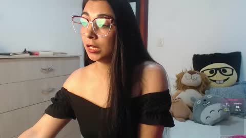Snapshot of karla_hernandez chatting on January 5, 2026, 5:27 pm Karla online show from January 5, 2026, 5:27 pm