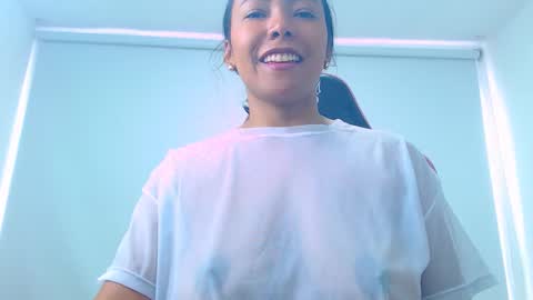 Karla online show from April 10, 2026, 2:44 pm