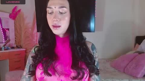 Snapshot of karla_zambrano chatting on January 26, 2025, 12:26 am karla online show from January 26, 2025, 12:26 am