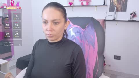 karlaahot1 online show from June 8, 2026, 7:36 pm
