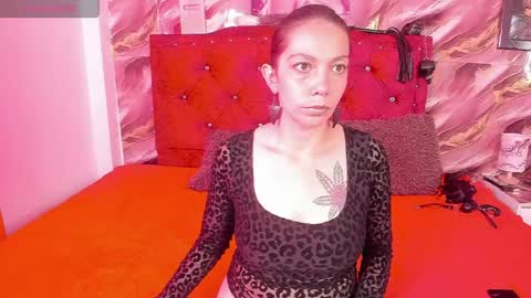 karlaahott online show from April 18, 2026, 7:40 pm