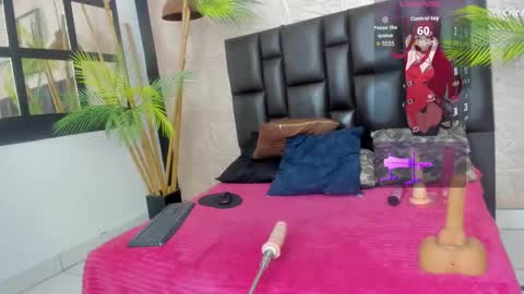 Snapshot of karlarusso chatting on October 8, 2025, 8:17 pm karlarusso online show from October 8, 2025, 8:17 pm