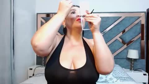 Snapshot of karlatesg chatting on September 14, 2025, 9:41 am Karla online show from September 14, 2025, 9:41 am