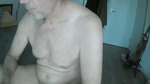 Karl online show from January 11, 2025, 8:33 am