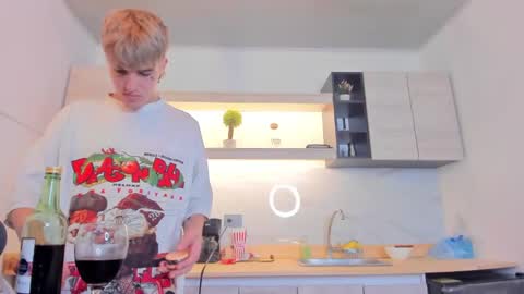 Karo online show from December 30, 2024, 7:53 pm