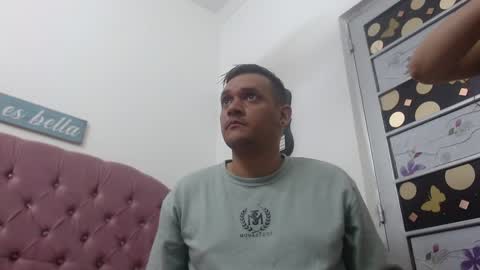 karol and paul online show from December 4, 2024, 7:45 pm