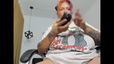Snapshot of karol_c31 chatting on September 19, 2025, 2:35 am Karol online show from September 19, 2025, 2:35 am