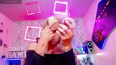 karol Vanessa   online show from May 19, 2026, 11:38 am
