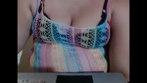 Snapshot of karolbb21 chatting on February 1, 2026, 11:58 pm karolbb21 online show from February 1, 2026, 11:58 pm