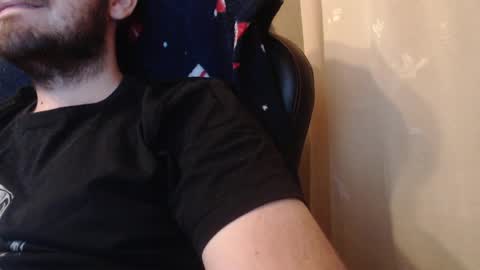 Snapshot of karolhorny96 chatting on December 25, 2024, 4:32 pm Karol online show from December 25, 2024, 4:32 pm